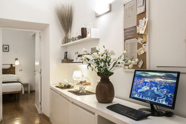 Arco Del Lauro Bed & Breakfast