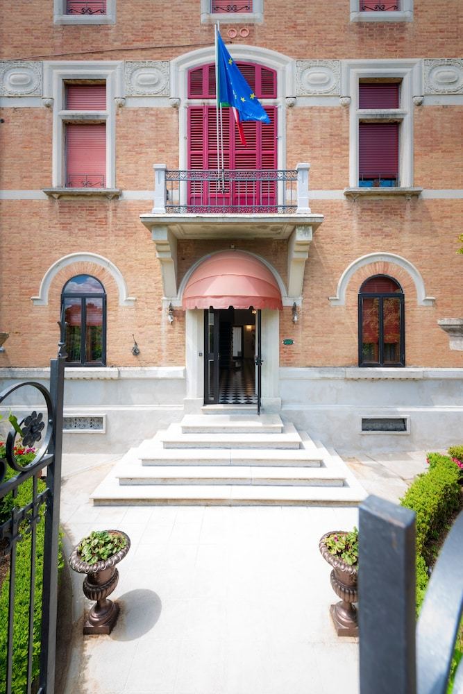 Hotel Villa Elda
