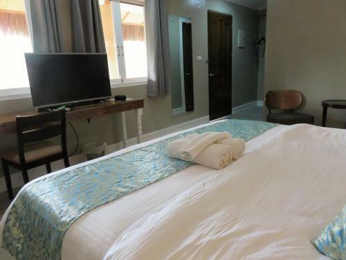 Hotel Kav's Beach Resort