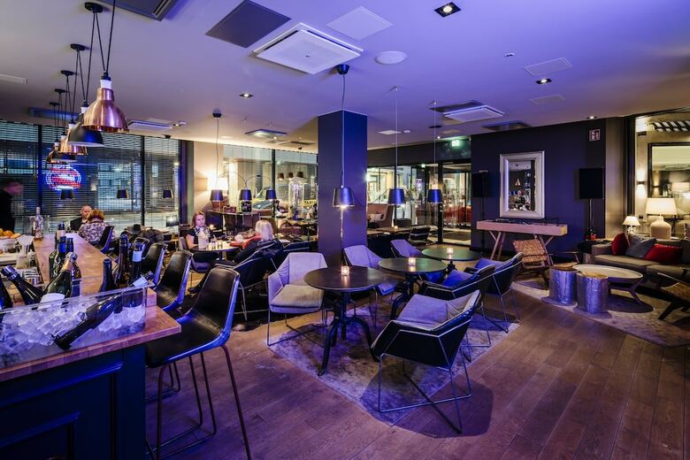 Hotel F6