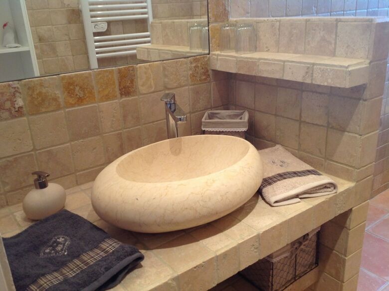 Hostal Le Patio Fleuri