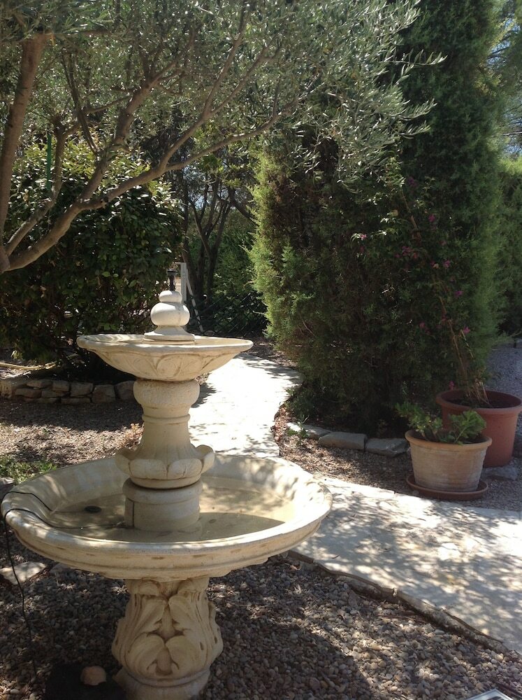 Hostal Le Patio Fleuri