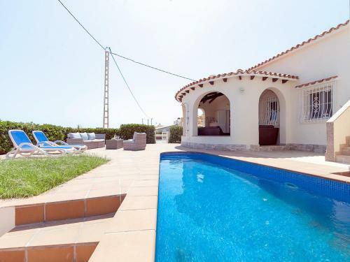 Villa Checa