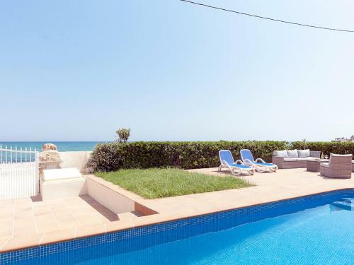 Villa Checa