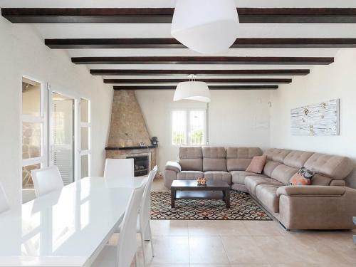Villa Checa