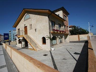 Hostal Hoster�a Isla Cabrera