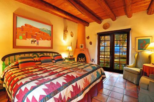 Hacienda Del Sol B&B