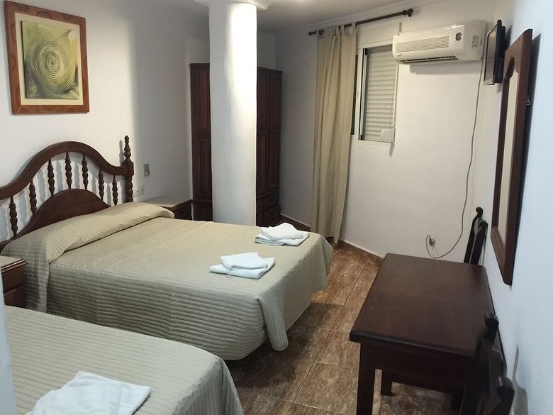 Hotel Manantiales