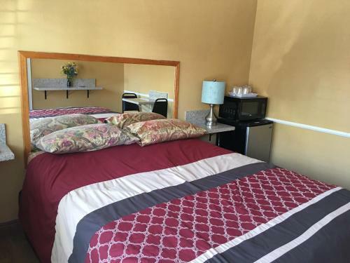 One Ten Motel