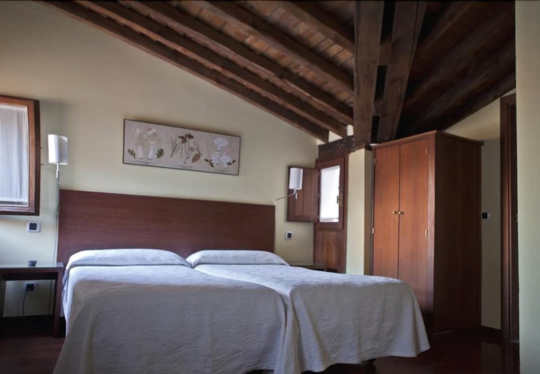 Hostal Hospederia Porta Coeli