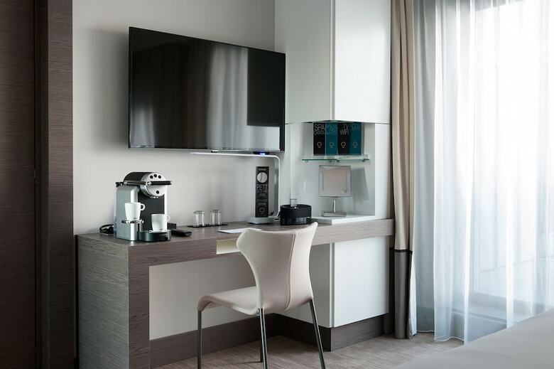 Bw Premier Collection Le Saint Antoine Hotel Et Spa
