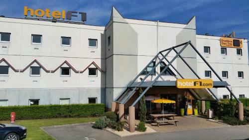 Hotelf1 Lyon Isle D'abeau Ouest St Exupery