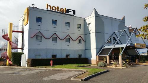 Hotelf1 Lyon Isle D'abeau Ouest St Exupery