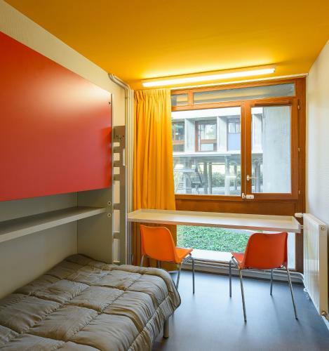 Albergue Centre International De S�jour Andr� Wogenscky