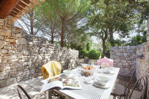 Aparthotel La Bastide Des Ch�nes