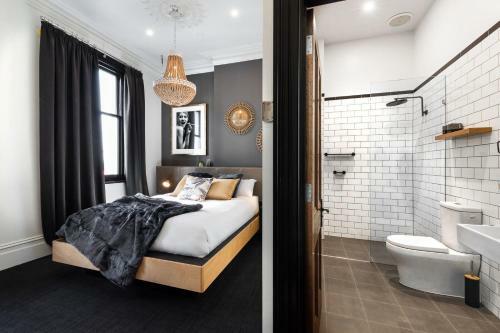 East Brunswick Hotel