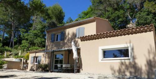 La Roche En Provence