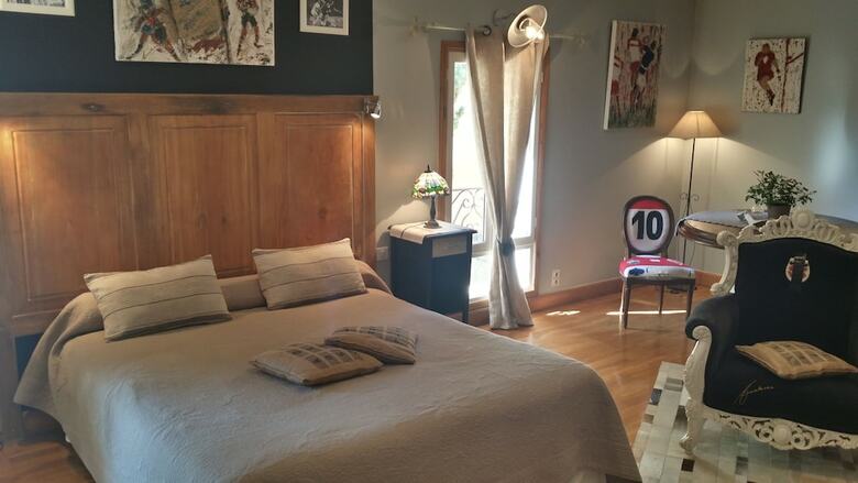 Hostal Les Chambres D'ovaline
