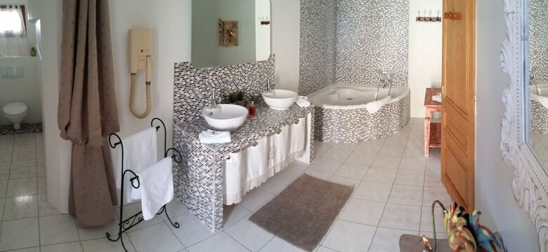 Hostal Les Chambres D'ovaline