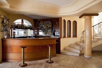 Hotel Tritone