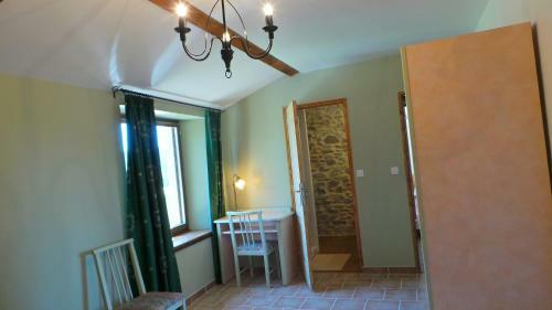 Bed & Breakfast Le Mas Des Ferrayes