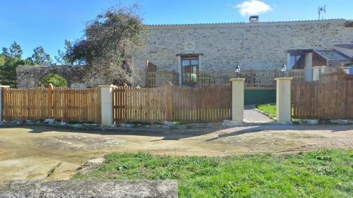 Bed & Breakfast Le Mas Des Ferrayes