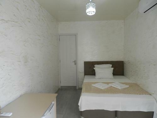 Hostal Tigran Guest House