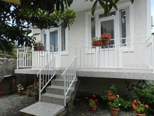 Hostal Tigran Guest House