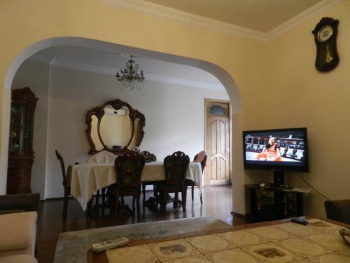 Hostal Tigran Guest House