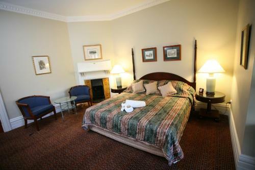 Darcy's Hotel