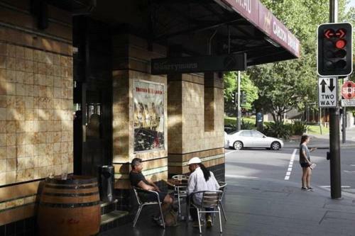 Apartamento Thriving City Location, Dining Hub