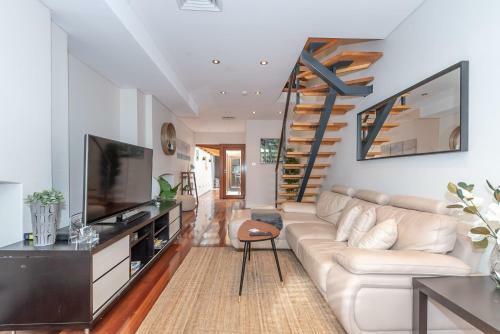 Apartamento M8 Group - 3 Bed House Pyrmont 15m
