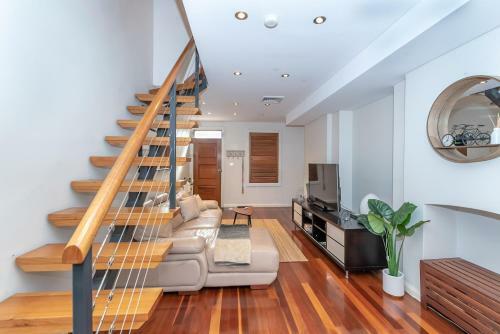 Apartamento M8 Group - 3 Bed House Pyrmont 15m