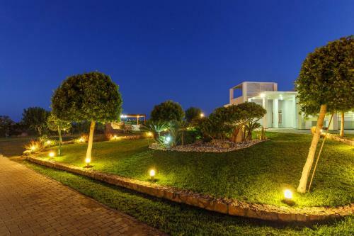 Belvedere Beachfront Villa