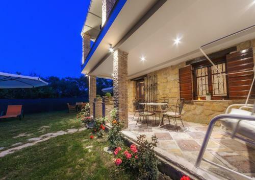 Artemis Luxury Villa