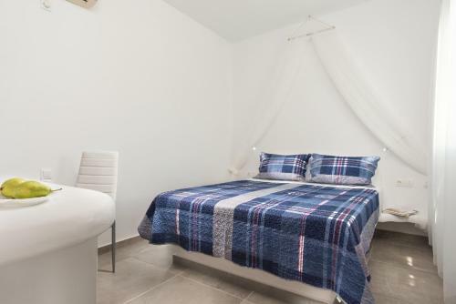 Hostal Alexandros Village
