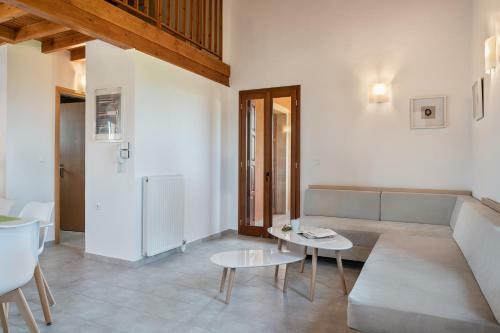 Androulakis Apartments