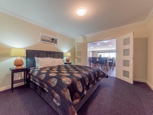 Thompson Ave Apartments