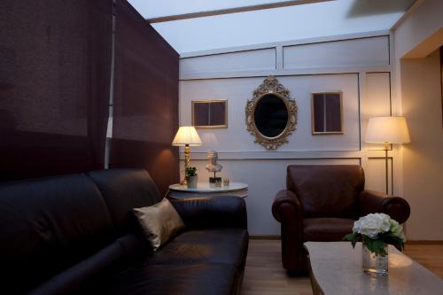 Hotel Adonis