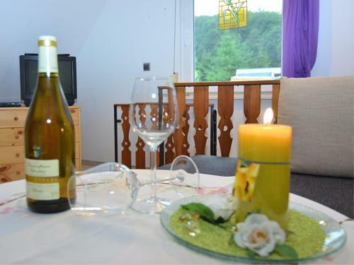 Modern Holiday Home In Guntersberge With Fish Pond