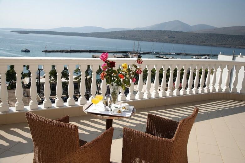 Hotel Nafsika Palace