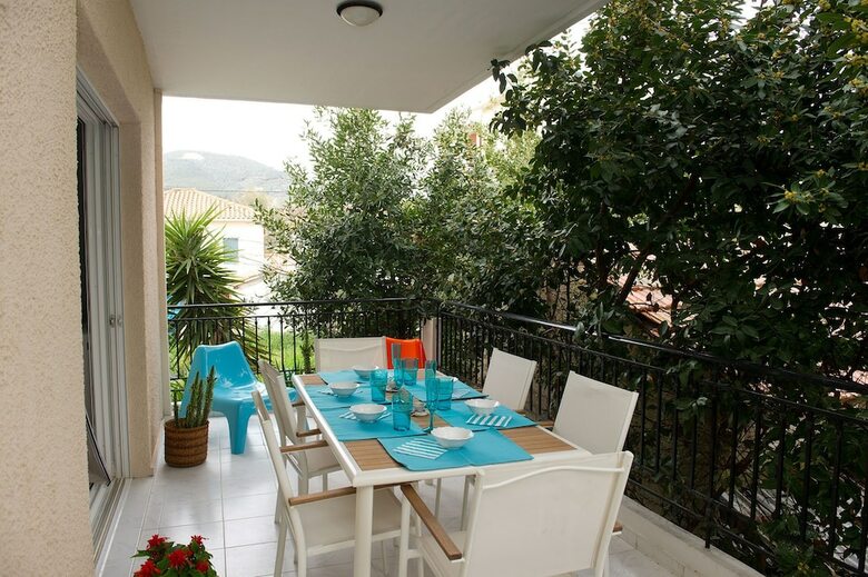 Regalo Apartments