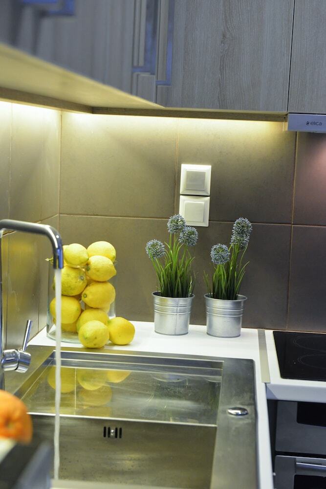 Regalo Apartments