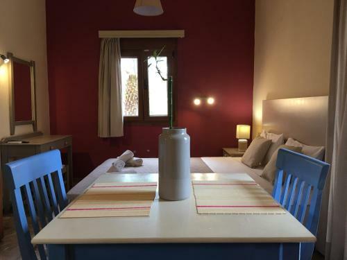 Frank Apartments