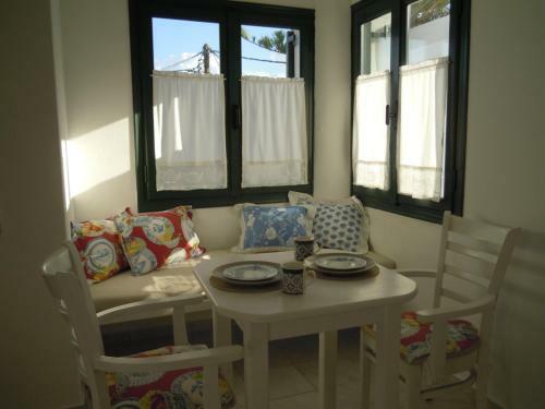 Palemilos Apartments