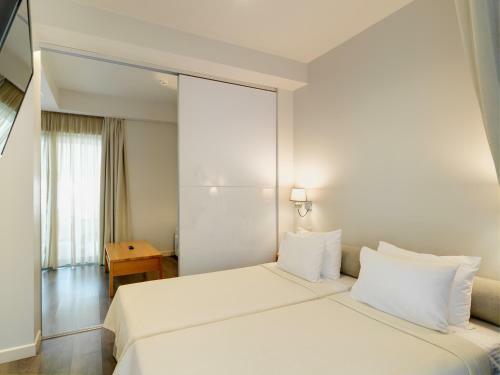 Phidias Piraeus Hotel