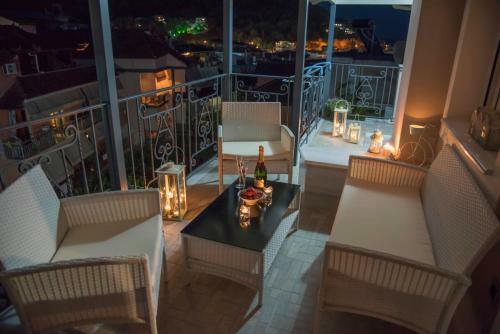 Hostal Leonidas House