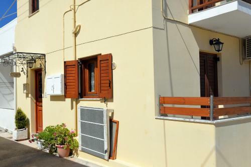 Ifigenia Apartments