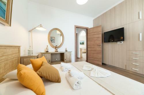 Panos Apartment Naousa