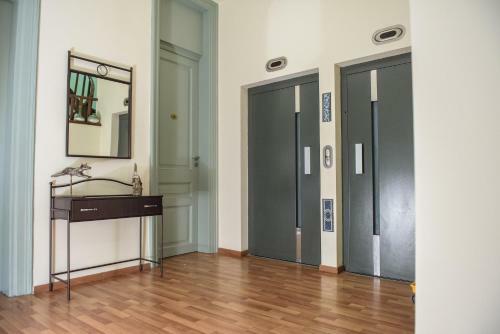Hotel Athinas Street Inn